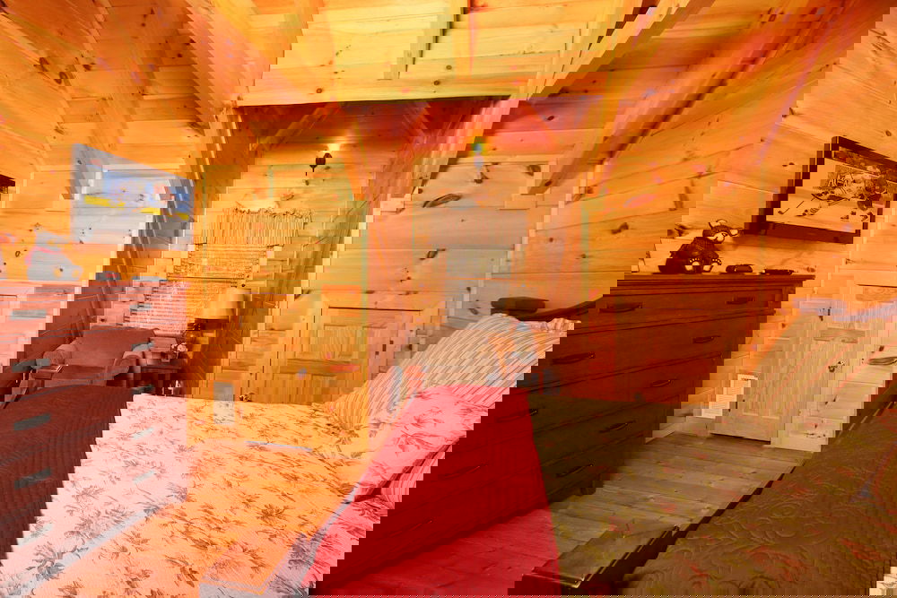 Smoky Mountain Getaway - Five Bedroom Cabin - thumb 3