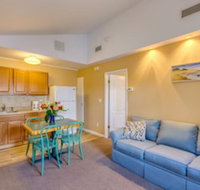 Colonial Shores Resort - Accommodation Los Angeles