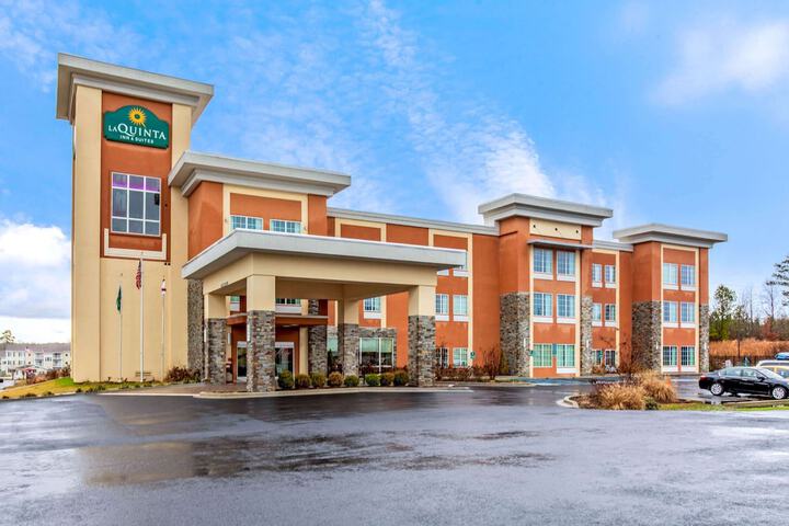 La Quinta Inn & Suites By Wyndham Cullman - thumb 2
