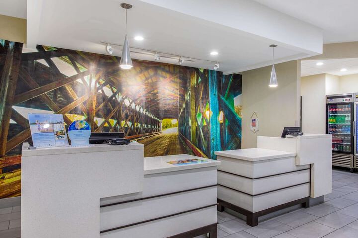 La Quinta Inn & Suites By Wyndham Cullman - thumb 5
