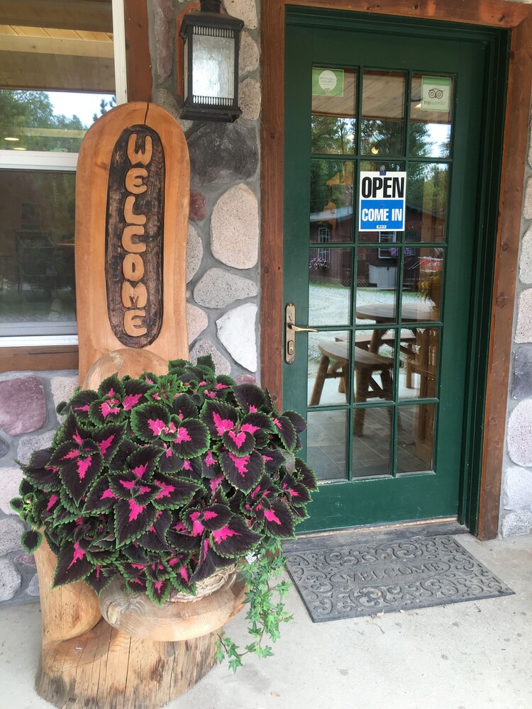 Moose Track Adventures Resort - thumb 0