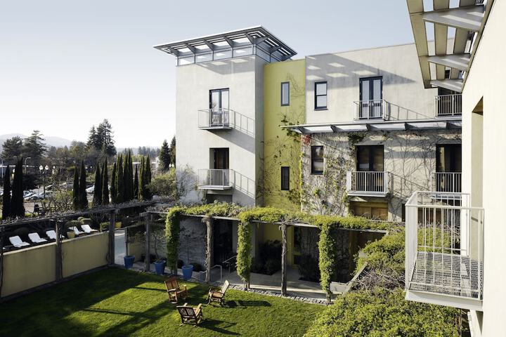 Hotel Healdsburg - thumb 1