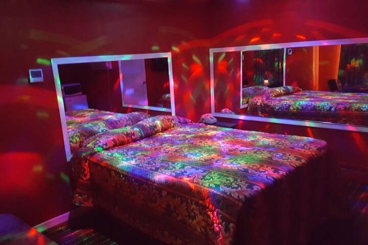 Sharn's Motel - thumb 1