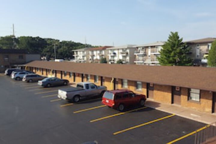 Sharn's Motel - thumb 0