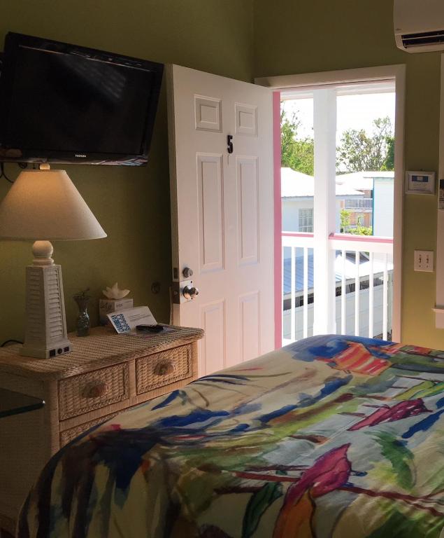 Caribbean House No Resort Fees - thumb 1