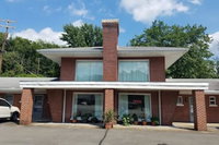 Connellsville Pa Accommodation Los Angeles