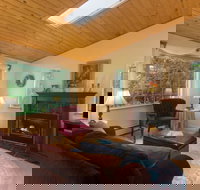 A Hidden Haven  Water Garden Cottages - Accommodation Los Angeles