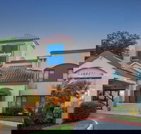 Travelodge by Wyndham Fort Myers Airport - Accommodation Los Angeles