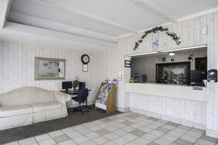 OYO Hotel Hutchinson KS West 4th Ave - thumb 6