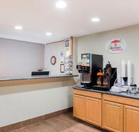 Super 8 by Wyndham Adair Ia - Accommodation Los Angeles