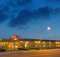 Super 8 by Wyndham Tucson Downtown Convention Center - Accommodation Los Angeles