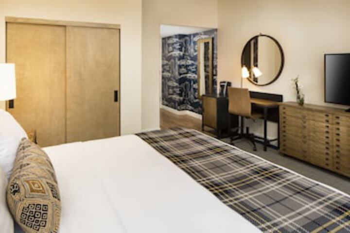 Hotel Indigo Boston Garden, An IHG Hotel - thumb 0