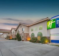 Holiday Inn Express Hotel  Suites Bishop an IHG Hotel - Accommodation Los Angeles