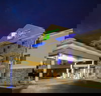 Holiday Inn Express Hotel  Suites Clinton an IHG Hotel - Accommodation Los Angeles