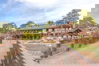 The Landing at Estes Park - Riverside Retreat