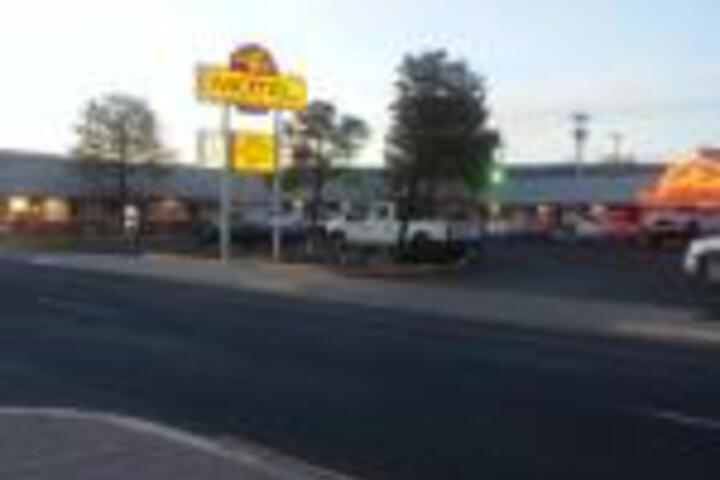 Southwest Motel - thumb 0