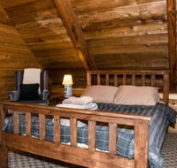 Three Bedroom Cabin 22 - Accommodation Los Angeles