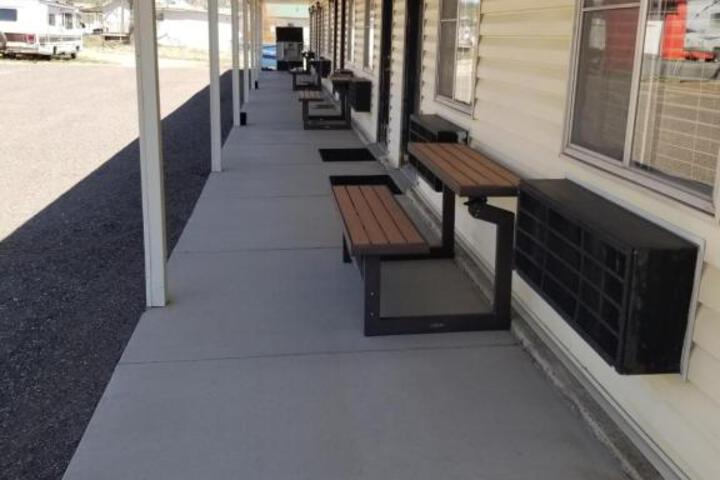 Galaxy Of Hatch A Motorcycle Motel & Diner Between Bryce & Zion - thumb 7