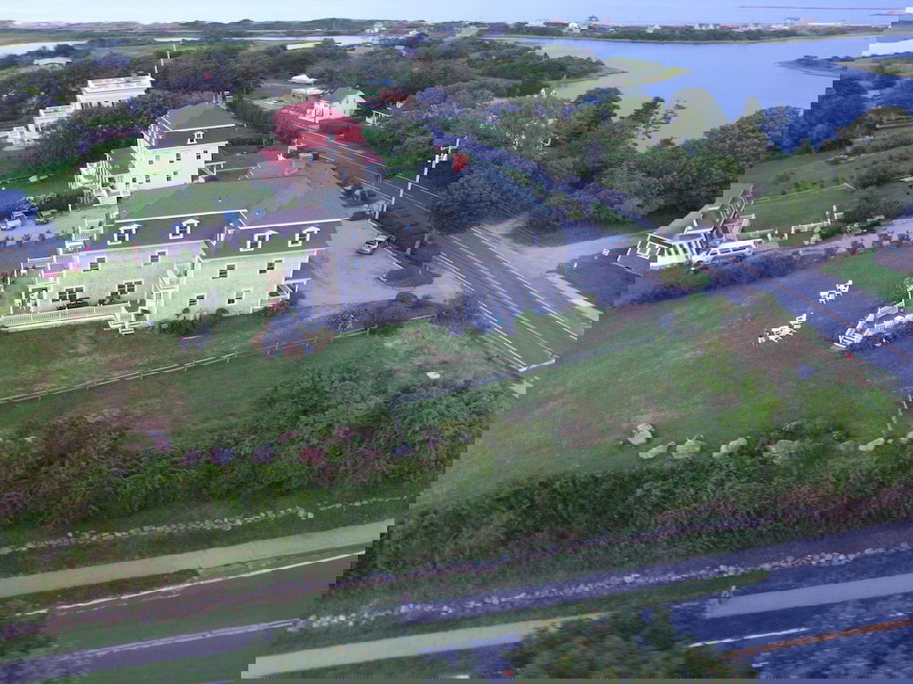 Payne's Harbor View Inn - thumb 3