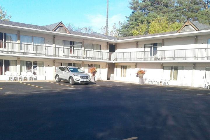 Magnuson Hotel Birch Run - thumb 1