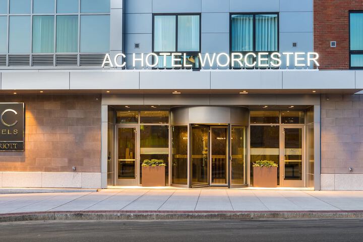 AC Hotel By Marriott Worcester - thumb 2