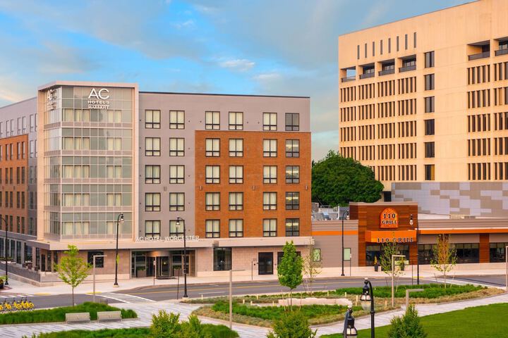 AC Hotel By Marriott Worcester - thumb 1