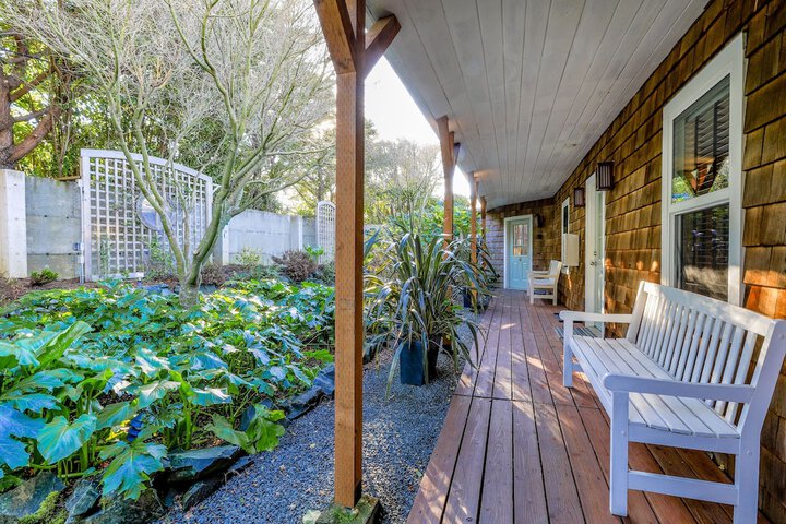 Inn At Arch Cape - thumb 4