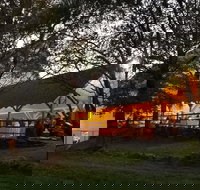 Highland Lake Inn - Accommodation Los Angeles