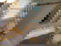 Castnetter Beach Resort 5