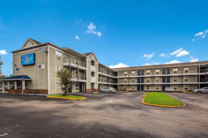 Motel 6 Jacksonville, FL - South - thumb 0