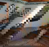 Palmer Retreat - Two Bedroom Home - Accommodation Los Angeles