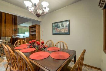 Ski Trail Chalet - thumb 0