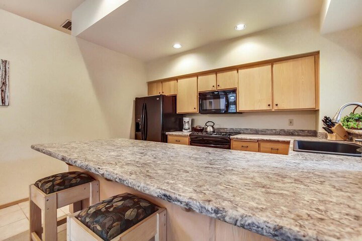 ZRidge Condo 06 - thumb 4