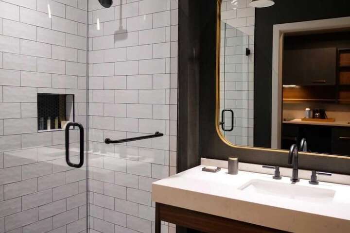 The Blake Hotel - thumb 3