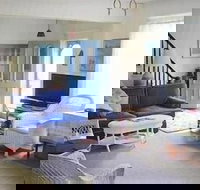 46 Pochet 6 Bedroom House - Accommodation Los Angeles