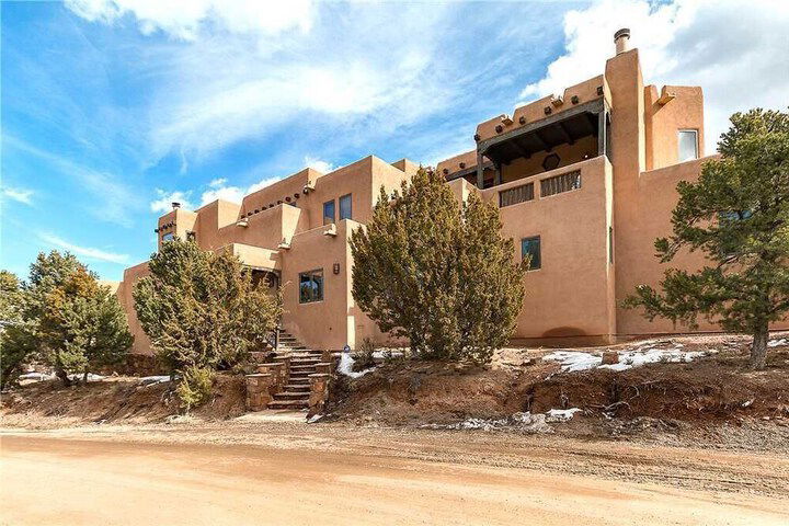 Casa De Paz Four Bedroom Home - thumb 4