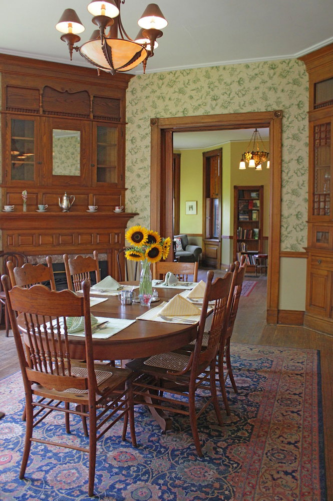 William Henry Miller Inn - thumb 3