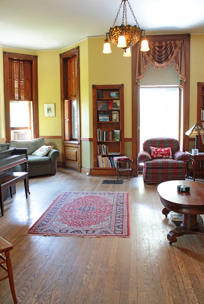 William Henry Miller Inn - thumb 4