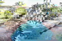 5570 Palmetto Street