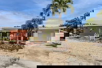 464 Washington Court