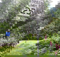 Mt. Baker Lodging Cabin 42  Pets OK WIFI Sleeps 4 by MBL - Accommodation Los Angeles