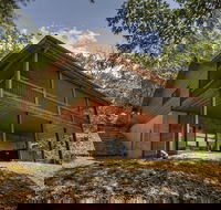 Grin Inn Bear It - Accommodation Los Angeles