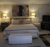 Volcano Fern Forest Retreat - Accommodation Los Angeles