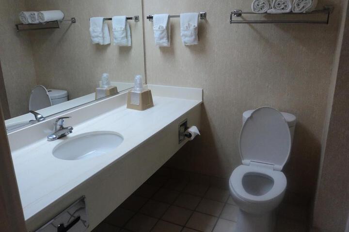 Econo Lodge - thumb 4