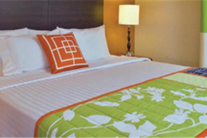 Comfort Inn & Suites - thumb 3