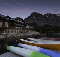 Many Glacier Hotel - Inside the Park - Accommodation Los Angeles