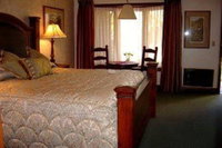 Lookout Inn GuestHouse  Suites