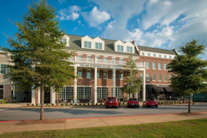 The Inn At Patrick Square - thumb 0