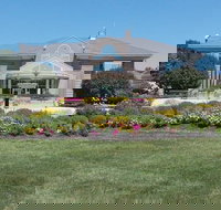 Mill Creek Gardens - Accommodation Los Angeles