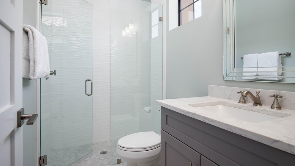 Villa Lago 1864-4br 4ba- - thumb 4